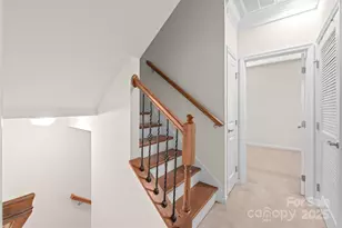 1304 Queen Lyon Ct, Charlotte, NC 28205 - Photo 12