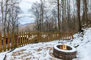 61 Calm Creek Rd, Waynesville, NC 28785 - Photo 6