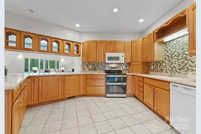 10200 Amsterdam Drive, Mount Pleasant, NC 28124 - Photo 18