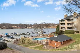 9801 Emerald Point Dr, Charlotte, NC 28278 - Photo 20