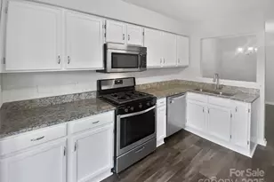 6041 Pinebark Ct, Charlotte, NC 28212 - Photo 12