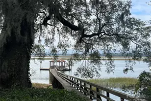 131 Pritchard St, Bluffton, SC 29910 - Photo 2