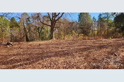 6713 E Nc 150 Highway E, Sherrills Ford, NC 28673 - Photo 4