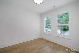 2534 Park Rose Ln, Charlotte, NC 28204 - Photo 4