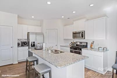 1406 5th Street Drive NE, Hickory, NC 28601 - Photo 8