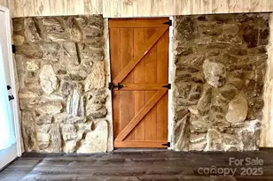 1567 Newfound Rd, Leicester, NC 28748 - Photo 18