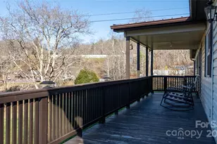 116 Welzie Atkins Dr, Spruce Pine, NC 28777 - Photo 6