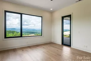 24 S Watchman Dr, Hendersonville, NC 28791 - Photo 26