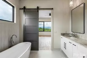 24 S Watchman Dr, Hendersonville, NC 28791 - Photo 28