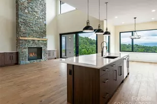 24 S Watchman Dr, Hendersonville, NC 28791 - Photo 14