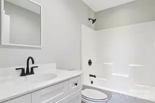 8 Escondido Dr, Asheville, NC 28806 - Photo 16