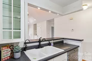 39 Short St, Asheville, NC 28801 - Photo 16