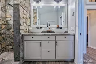 600 Pinewood Dr, Waynesville, NC 28786 - Photo 36