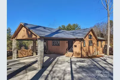 600 Pinewood Drive, Waynesville, NC 28786 - Photo 2