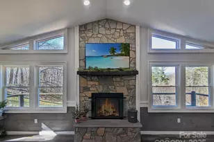 600 Pinewood Dr, Waynesville, NC 28786 - Photo 16