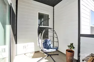 9131 NW Harwen Ln NE, Charlotte, NC 28215 - Photo 32