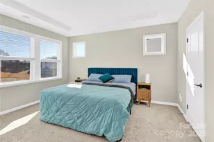 9131 NW Harwen Ln NE, Charlotte, NC 28215 - Photo 10