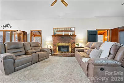 3910 6th Street NW, Hickory, NC 28601 - Photo 16