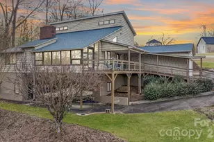 3910 6th St NW, Hickory, NC 28601 - Photo 1