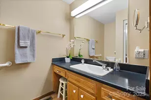 3910 6th St NW, Hickory, NC 28601 - Photo 22