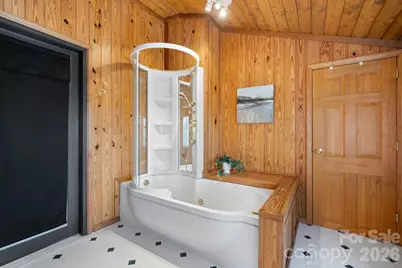 3910 6th Street NW, Hickory, NC 28601 - Photo 24