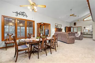 3910 6th St NW, Hickory, NC 28601 - Photo 12