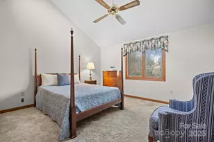 3910 6th St NW, Hickory, NC 28601 - Photo 32