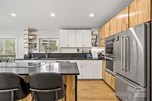 27 Hawberry Ct, Asheville, NC 28805 - Photo 16