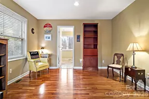 60 E Valley View Dr, Marion, NC 28752 - Photo 26