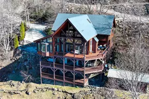 60 E Valley View Dr, Marion, NC 28752 - Photo 2