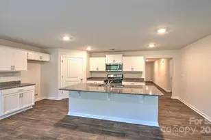 842 Adelston Ln, Asheville, NC 28804 - Photo 6