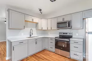 6166 Old Clyde Rd, Canton, NC 28716 - Photo 10