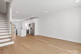 1122 Pegram Crossing Dr, Charlotte, NC 28205 - Photo 16