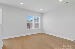 1122 Pegram Crossing Dr, Charlotte, NC 28205 - Photo 32