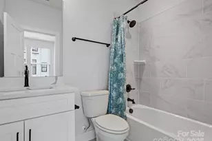 1122 Pegram Crossing Dr, Charlotte, NC 28205 - Photo 38