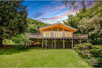 55 Grove Park, Waynesville, NC 28786 - Photo 2