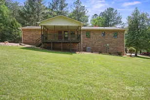 2076 Jay Clark Rd, Morganton, NC 28655 - Photo 4