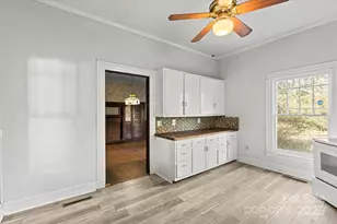 2948 W Main St, Claremont, NC 28610 - Photo 22