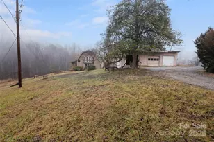 255 & 257 Crescent St, Saluda, NC 28773 - Photo 28