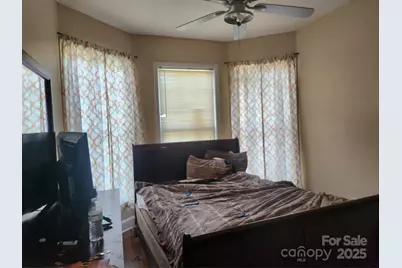 979 W Chapel Road, Asheville, NC 28803 - Photo 10