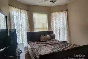 979 W Chapel Rd, Asheville, NC 28803 - Photo 10