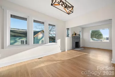 49 8th Street SE, Hickory, NC 28602 - Photo 14