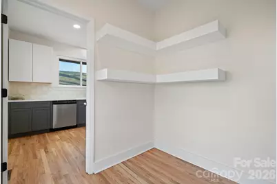49 8th Street SE, Hickory, NC 28602 - Photo 20
