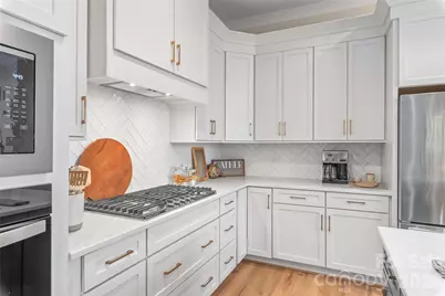 553 W Lowrance Avenue, Mooresville, NC 28115 - Photo 8