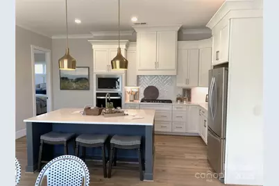 553 W Lowrance Avenue, Mooresville, NC 28115 - Photo 6