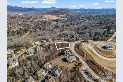 1509 Summit Hill Road, Hendersonville, NC 28791 - Photo 4