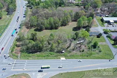 561 Fairgrove Church Road SE, Conover, NC 28613 - Photo 4