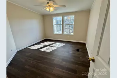 436 Riverwind Drive, Hendersonville, NC 28739 - Photo 6