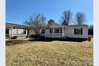 436 Riverwind Drive, Hendersonville, NC 28739 - Photo 2