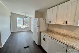 436 Riverwind Dr, Hendersonville, NC 28739 - Photo 14